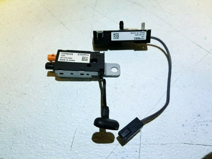 15 16 17 18 Chevy Impala Tpms Module 22995226 OEM