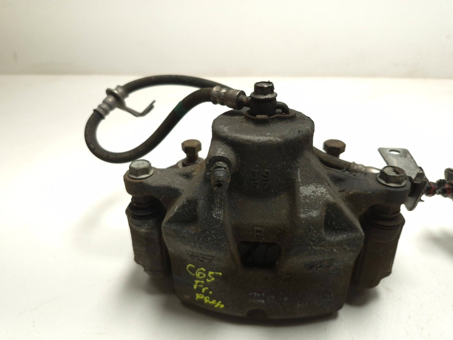 2019 Hyundai Kona Front Brake Caliper Left & Right Pair OEM