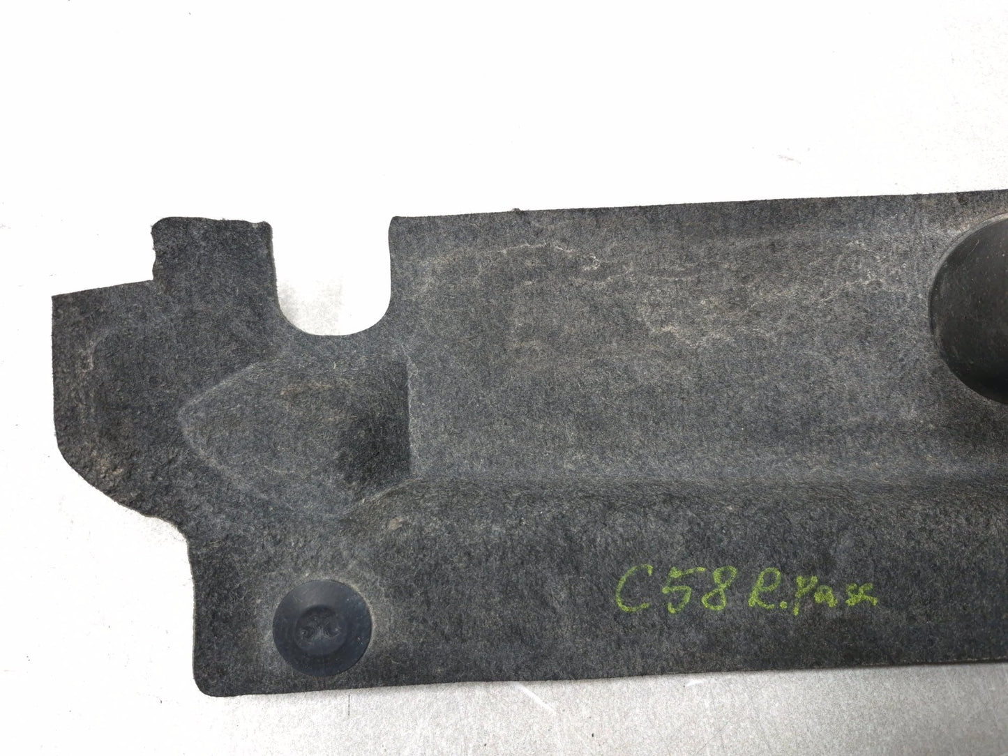 2018 Chrysler 300 Rear Hoist Pad Left & Right OEM