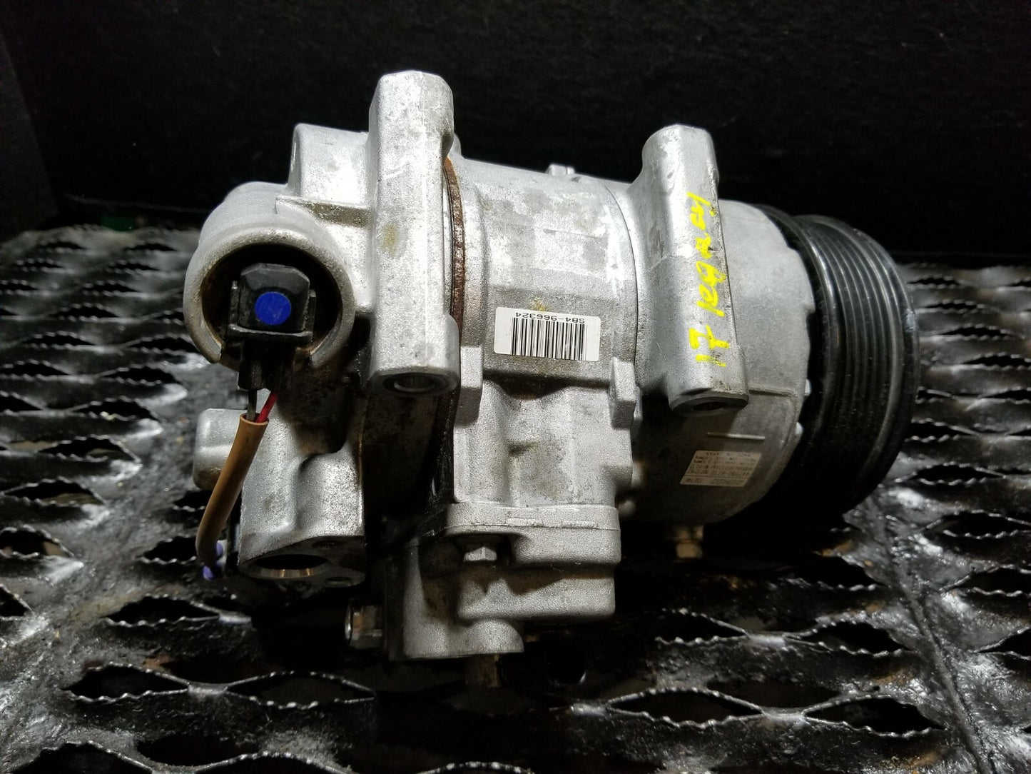 2017 Subaru Legacy A/c Compressor Tse14f 2.5l OEM 10k Miles