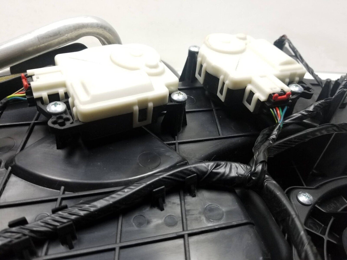 16 - 22 Dodge Durango Rear Blower Motor Heater Housing Box OEM