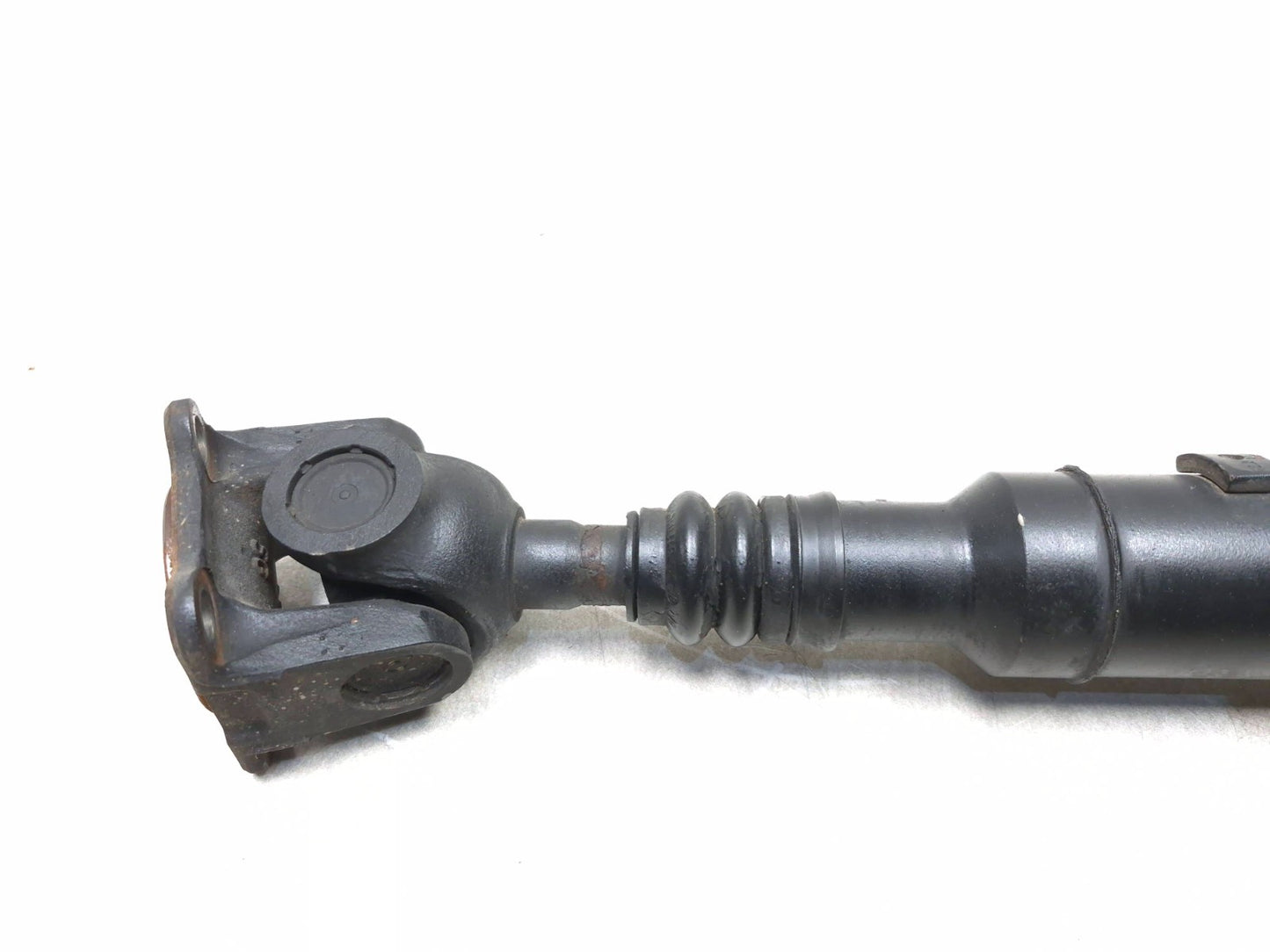 2018 Chrysler 300 AWD Front Driveshaft 3.6l OEM