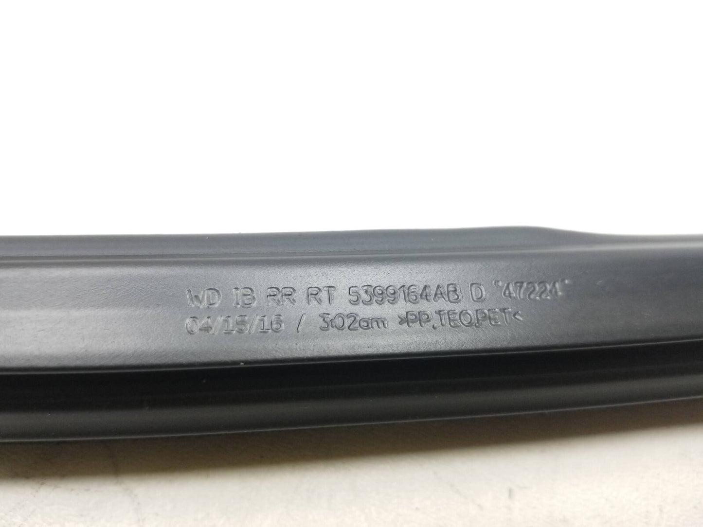 2016 Dodge Durango Rear Door Window Belt Seal Passenger Side Right OEM