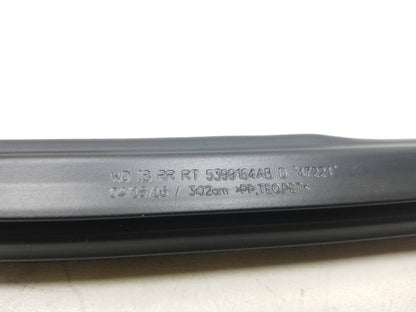 2016 Dodge Durango Rear Door Window Belt Seal Passenger Side Right OEM