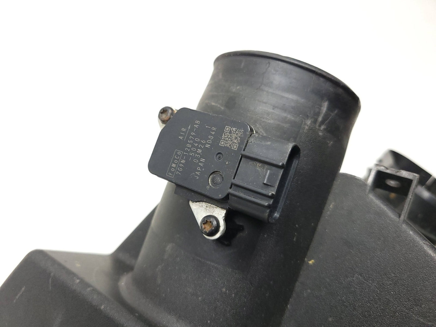 2010 - 2013 Jaguar XJ Air Filter Housing Box Left & Right OEM