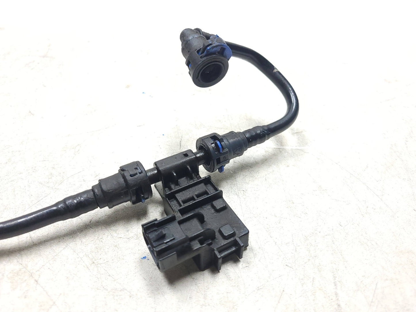 2014 - 2019 Chevrolet Silverado 1500 Engine Crankcase Ventilation OEM