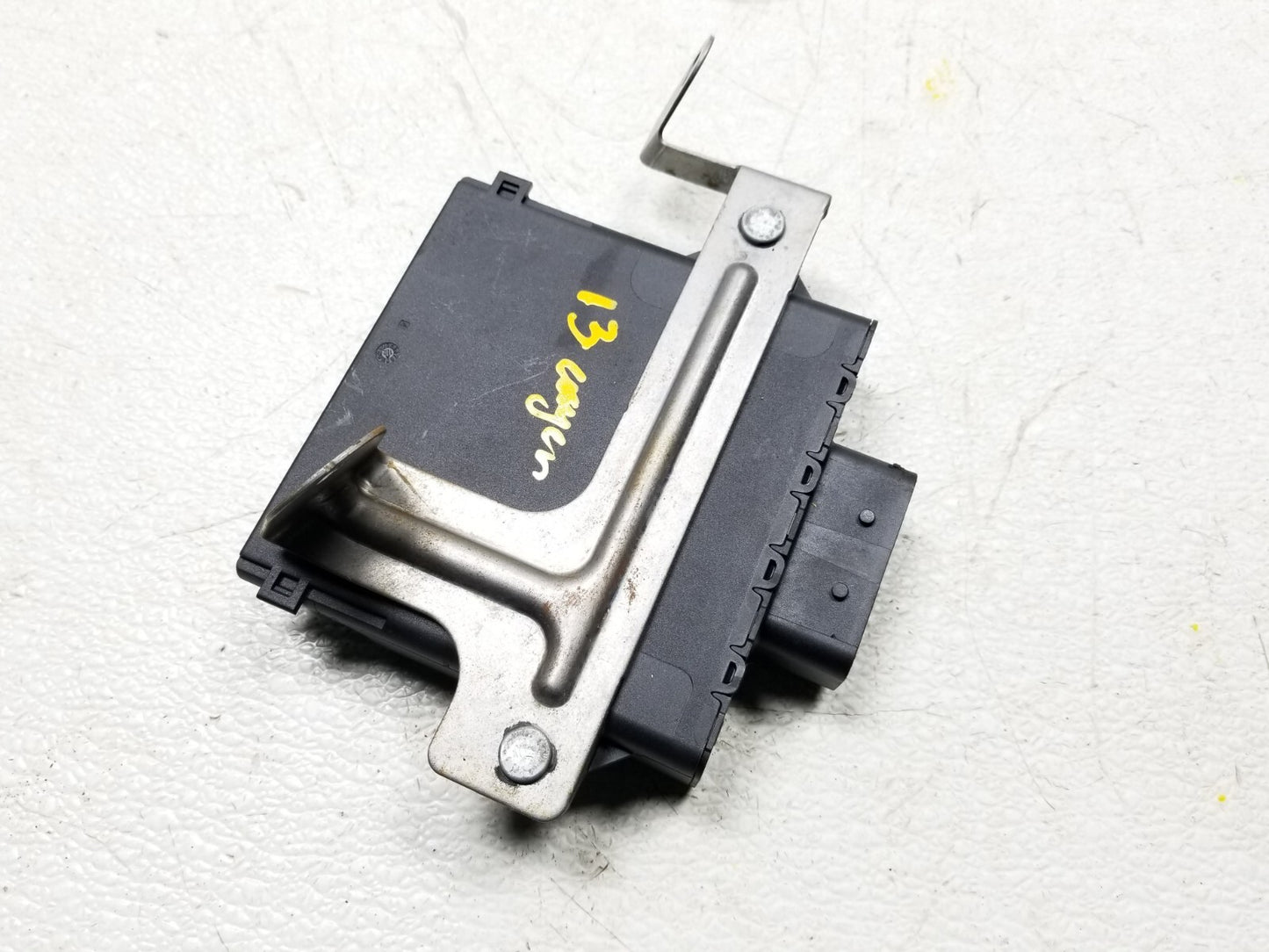 2013 Porsche Cayenne Voltage Converter Control Module OEM