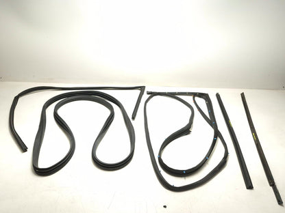 2007 Acura Tl Type-s Front Door Weatherstrip Seal Right Passenger Side Set OEM