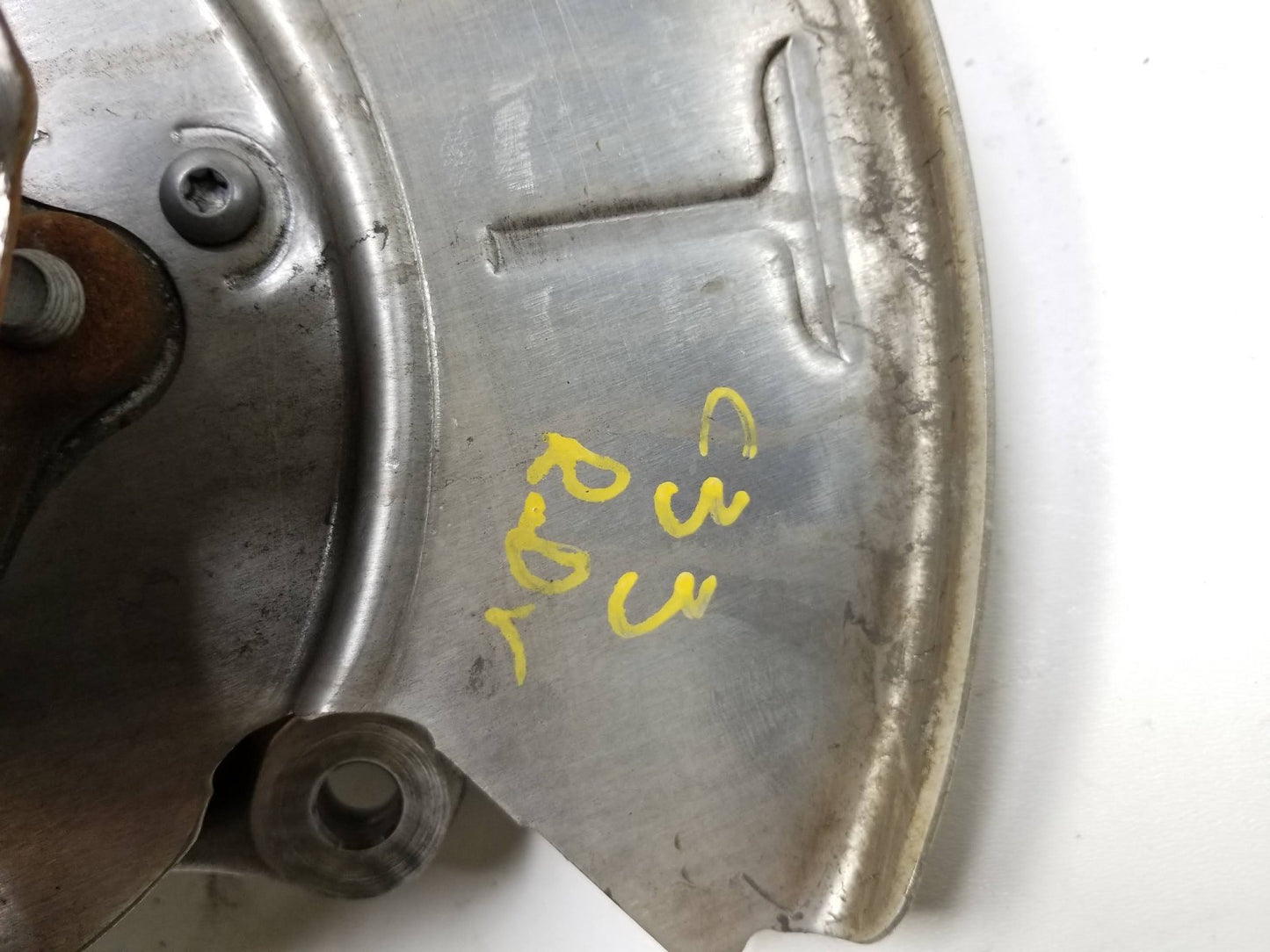 2021 Tesla Model 3 Rear Spindle Knuckle Driver Side Left 1044411-00-g OEM