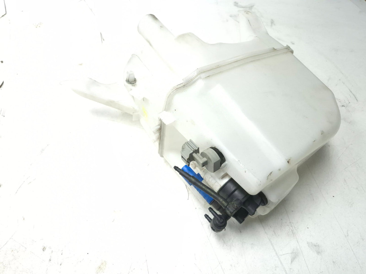 2013 Volvo S60 Windshield Washer Fluid Reservoir OEM