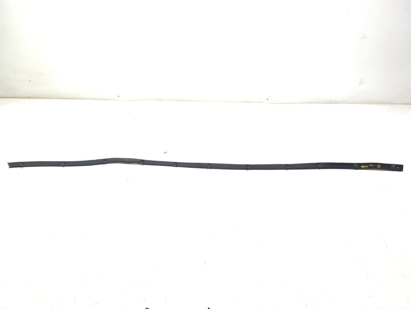 2009 - 2013 Hyundai Genesis Coupe Front Bumper Grille Seal Rubber Strip OEM