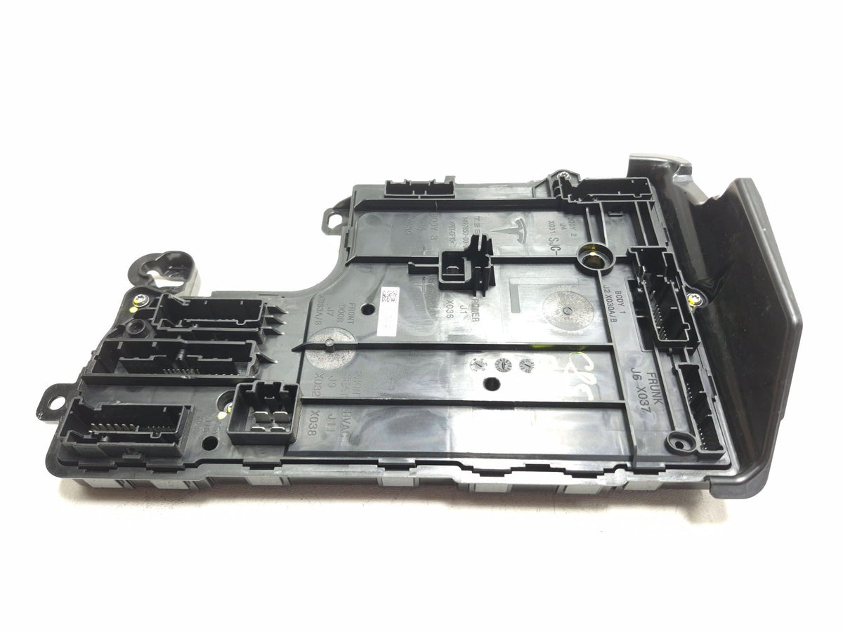 2022 Tesla Model 3 RWD Body Control Module Front Left Driver Side OEM