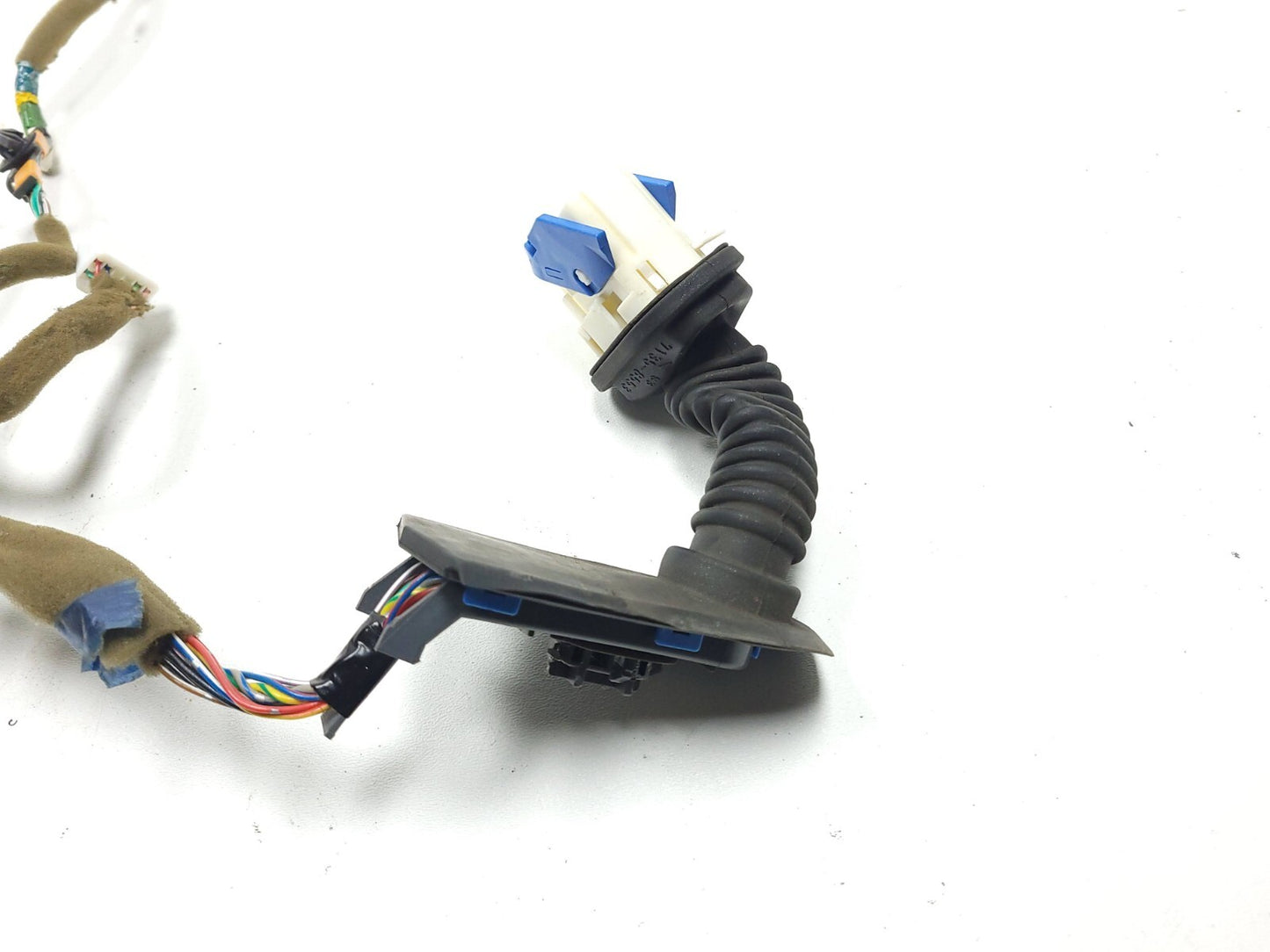 2007 - 2015 Mazda Cx-9 Door Wire Harness Front Passenger Side Right OEM