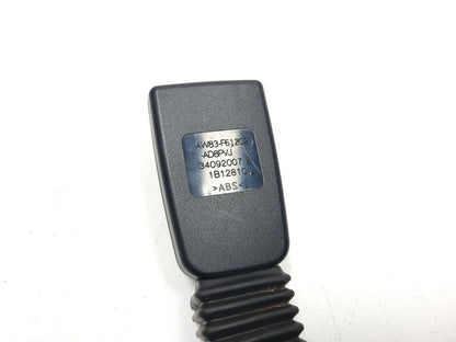 2010-1019 Jaguar XJ Front Seat Belt Buckle Latch Passenger Right OEM
