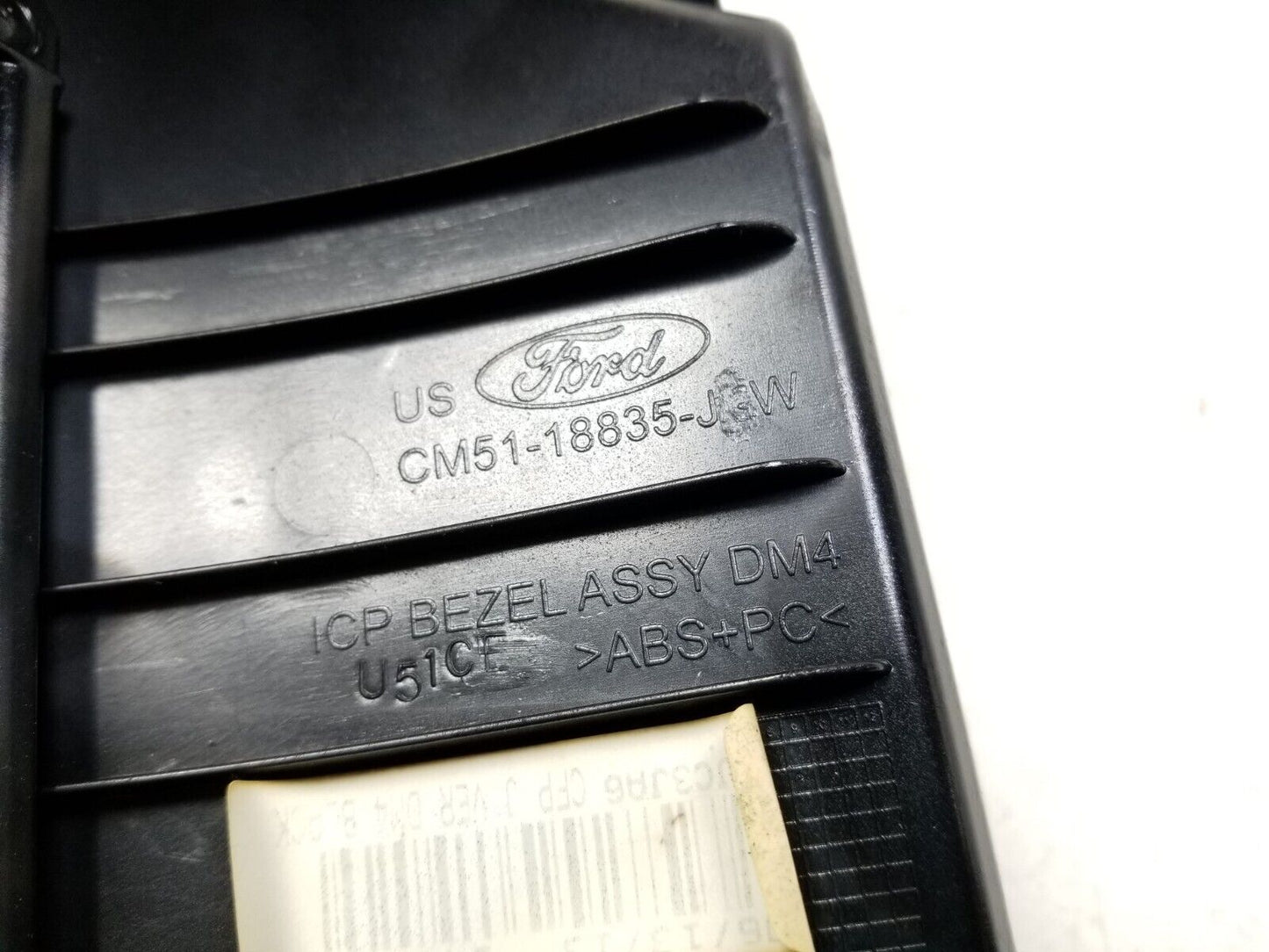 12 - 14 Ford Focus Radio Control Panel Dash Bezel AC Vent OEM
