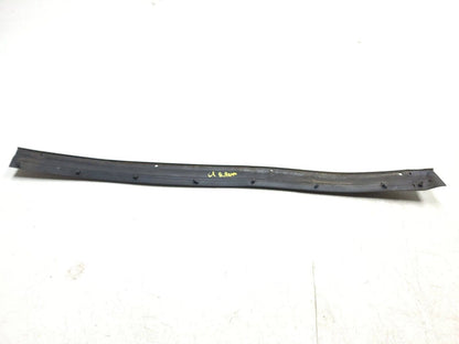 2007 - 2009 Acura Mdx Door Seal Gasket Lower Rear Passenger Side Right OEM