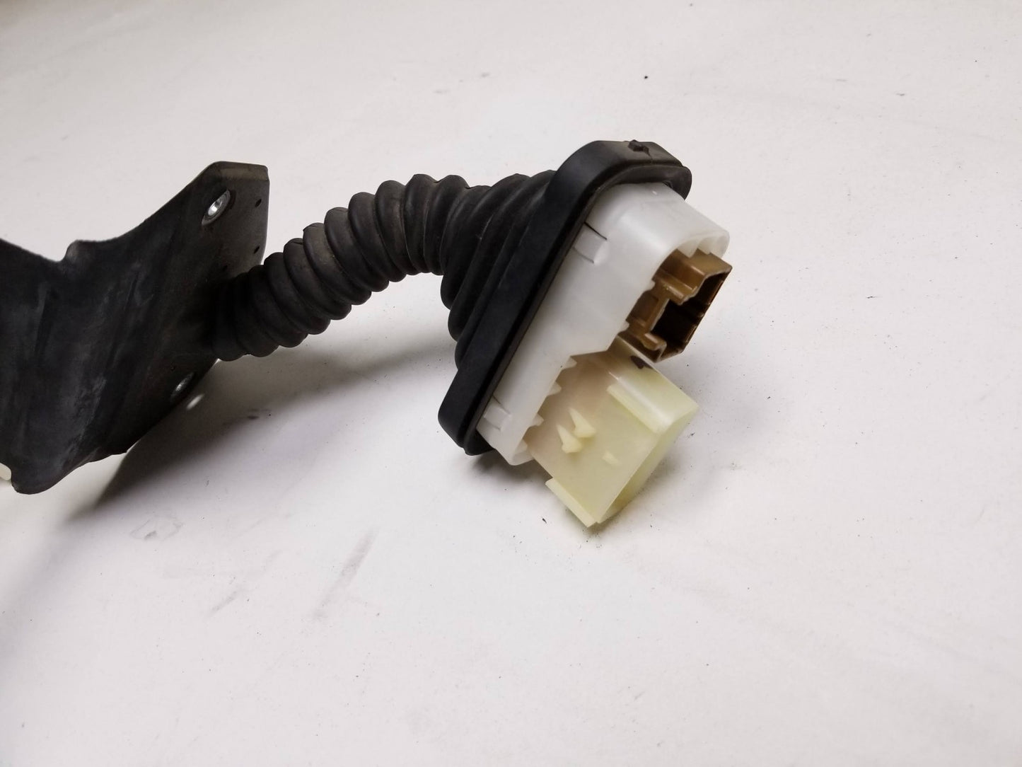 11 - 13 Jeep Grand Cherokee Door Wire Wiring Harness Front Driver Side Left OEM