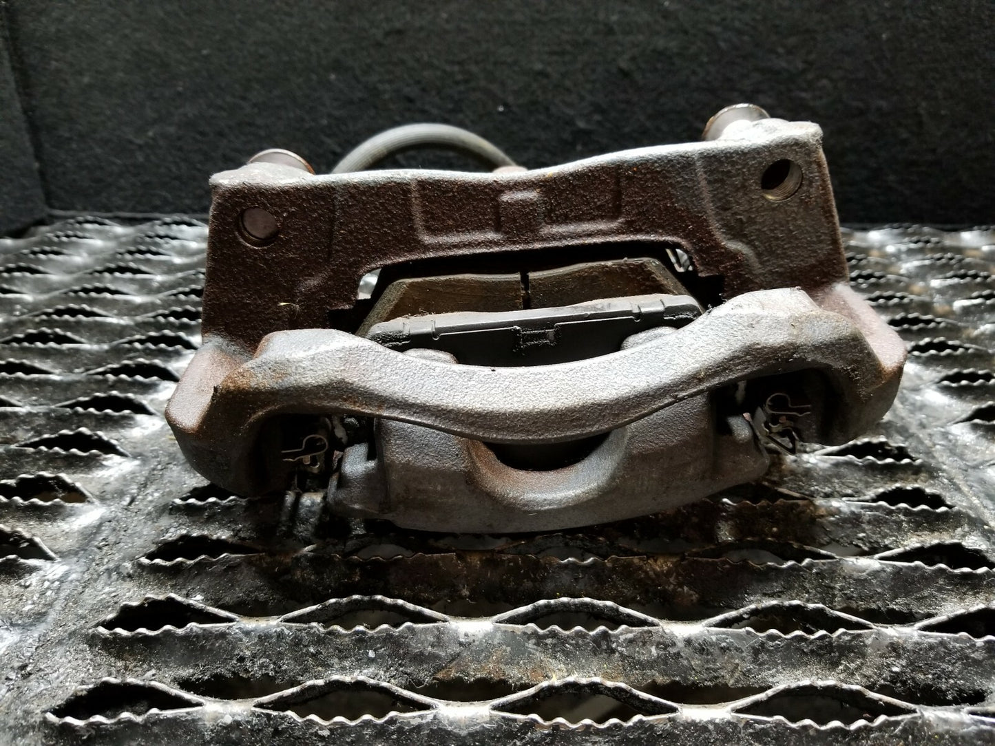 2014 Mazda 3 2.0l Front Brake Caliper Right Passenger Side OEM