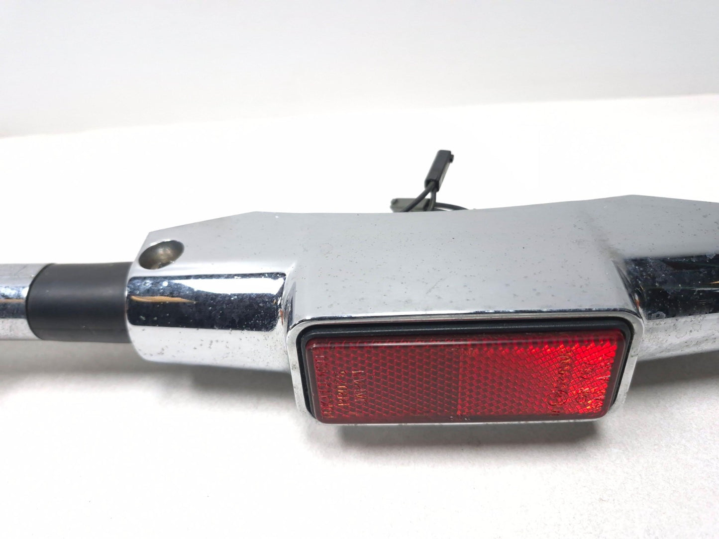 1999 Suzuki Intruder 1500 Rear Left & Right Turn Signal & Bracket Assy OEM