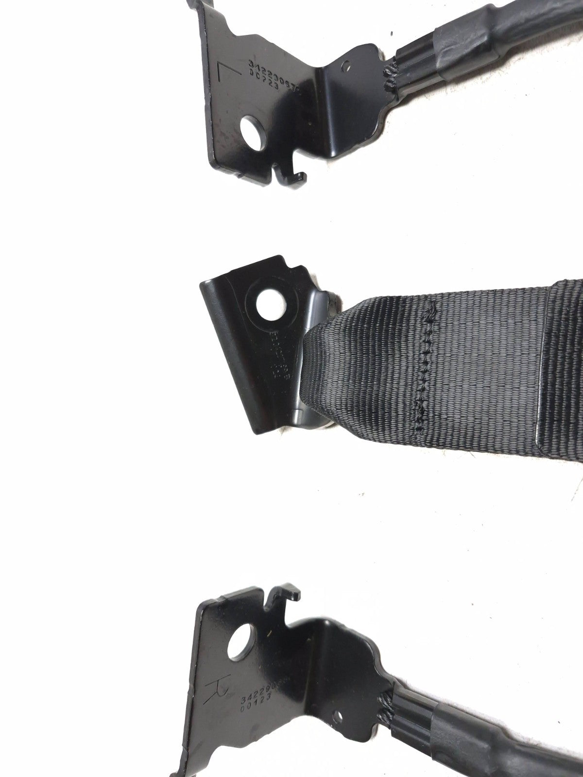 2024 Alfa Romeo Stelvio Rear Seat Belt Buckle 3pcs OEM