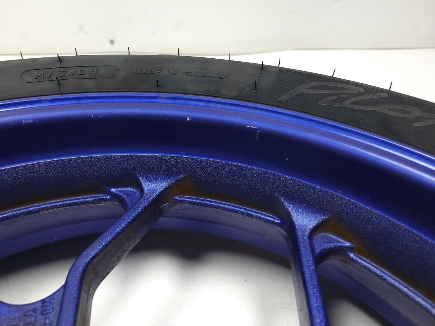 2015 - 2018 Yamaha Yzf-r3 Yzfr3 Rear Wheel Rim 17x2.75 & Tire 140/70-17 OEM