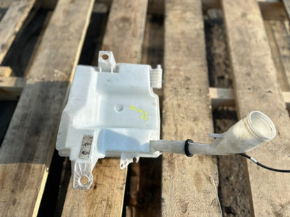 12-18 Ford Focus Windshield Washer Fluid Reservoir Bottle OEM Cv61-17b613-ao