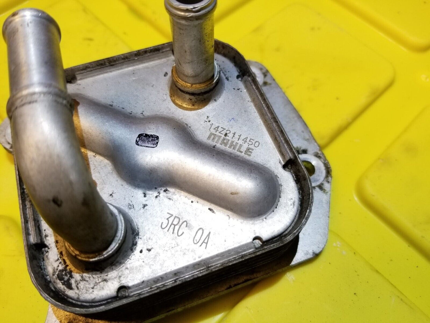 13 - 16 Nissan Sentra Engine Oil Cooler 1.8l OEM