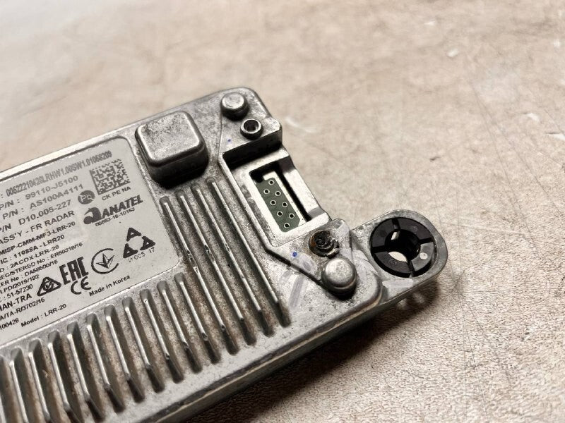 21 22 Kia Stinger Front Radar Unit 99110-j5100 OEM 312 Miles *broken Tab*