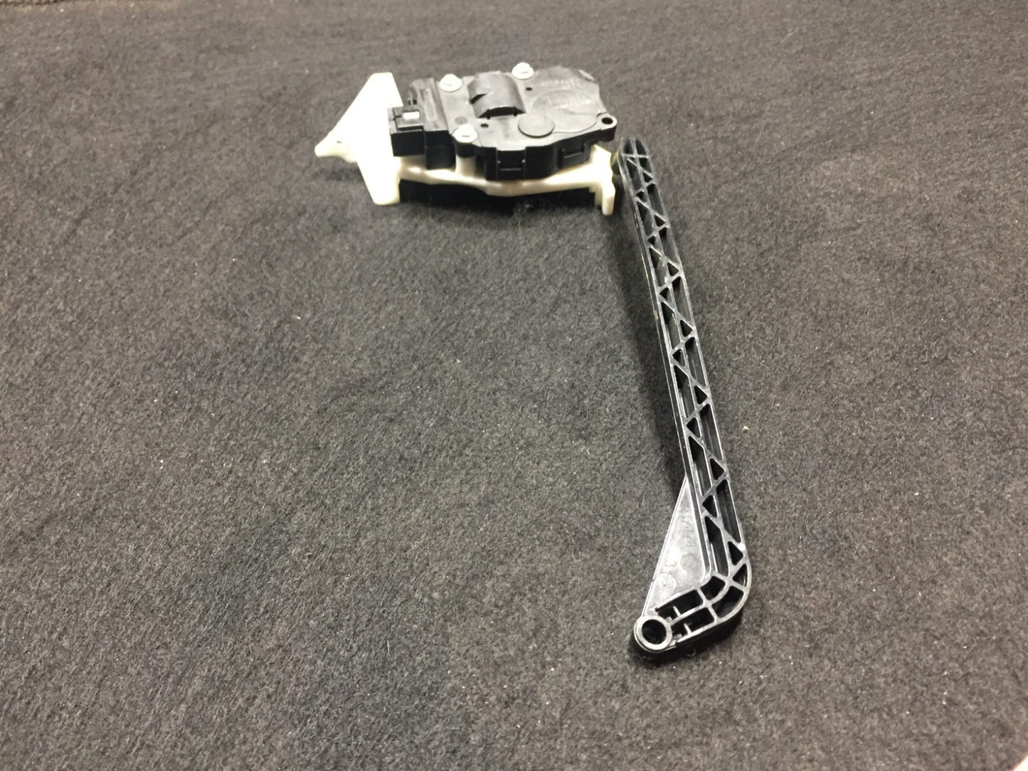 08 09 10 11 Audi A5 Coupe AC Core Actuator Servo Flap Motor OEM