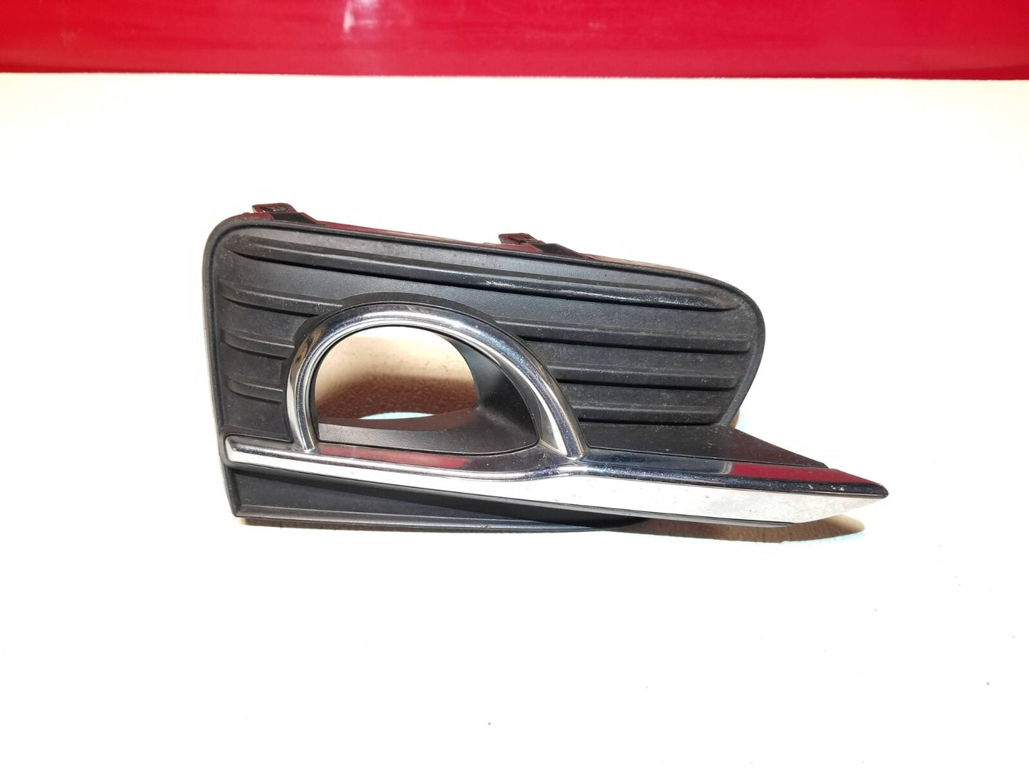 16 17 Infiniti Q50 Front Left Driver Side Light Fog Lamp Bezel Cover OEM