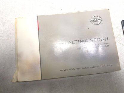 2018 Nissan Altima Owner Manual Set OEM