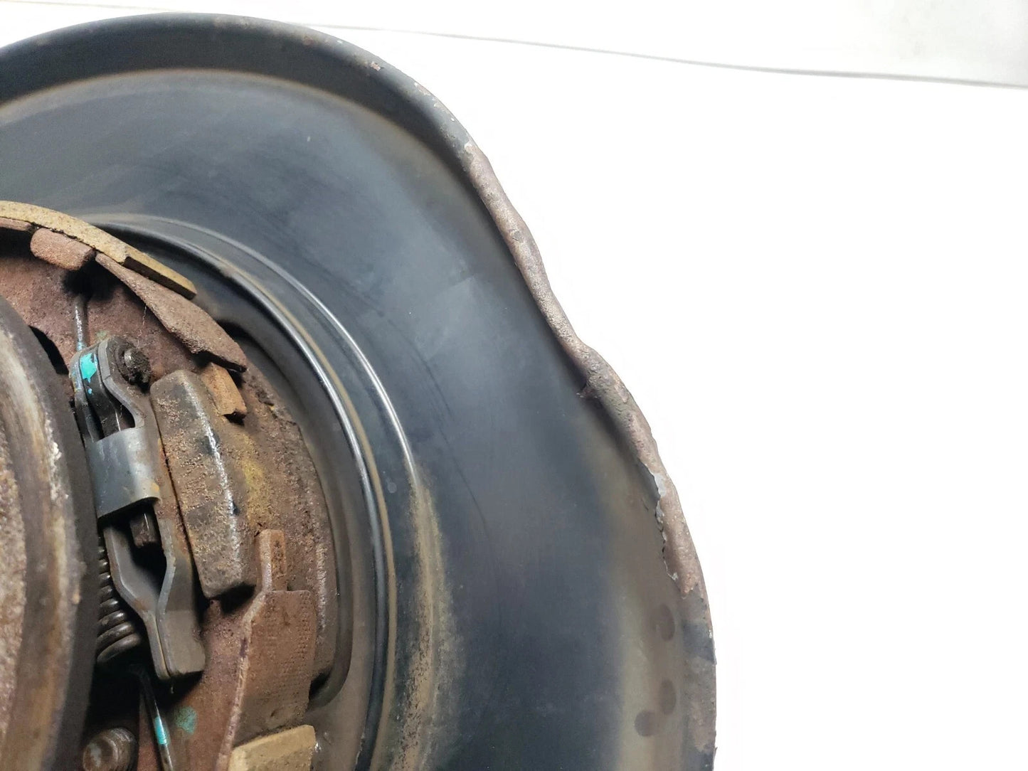 2011 Chevrolet Equinox Rear Spindle Knuckle Wheel Hub Passenger Side Rh OEM