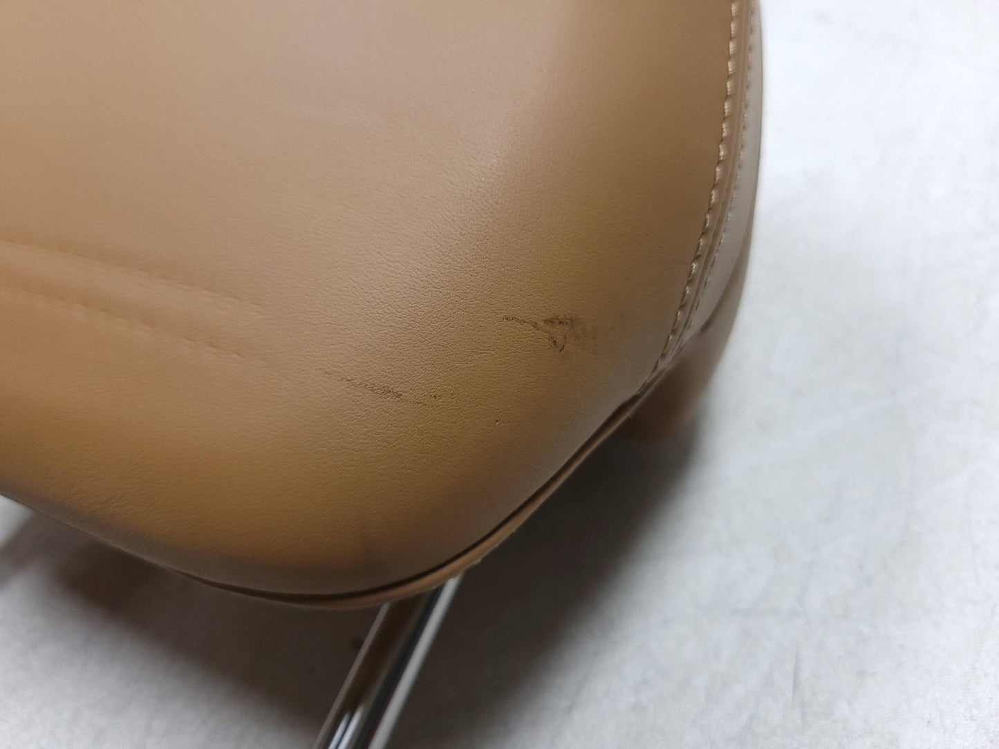 2013 Porsche Cayenne Rear Seat Headrest 3pcs OEM