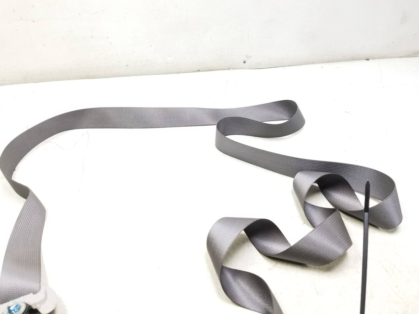 2011 - 2013 Kia Sportage Front Seat Belt Retractor Left & Right  OEM