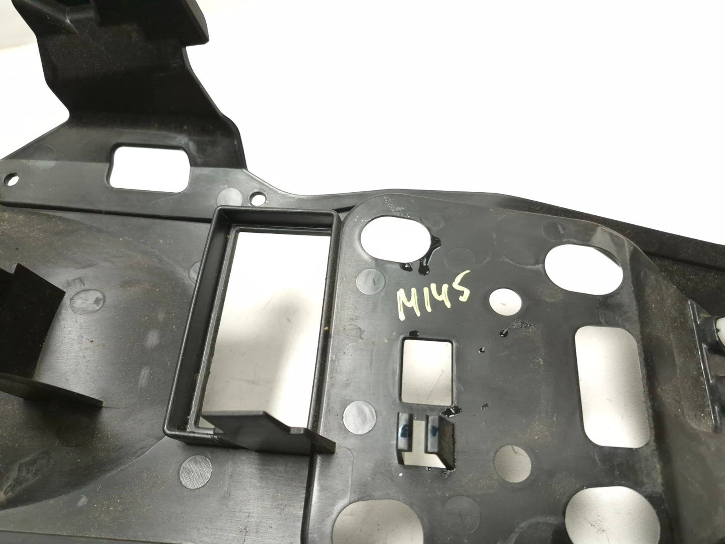 2017 Yamaha Yzf R3 Rear Undertail Mudguard Fender OEM