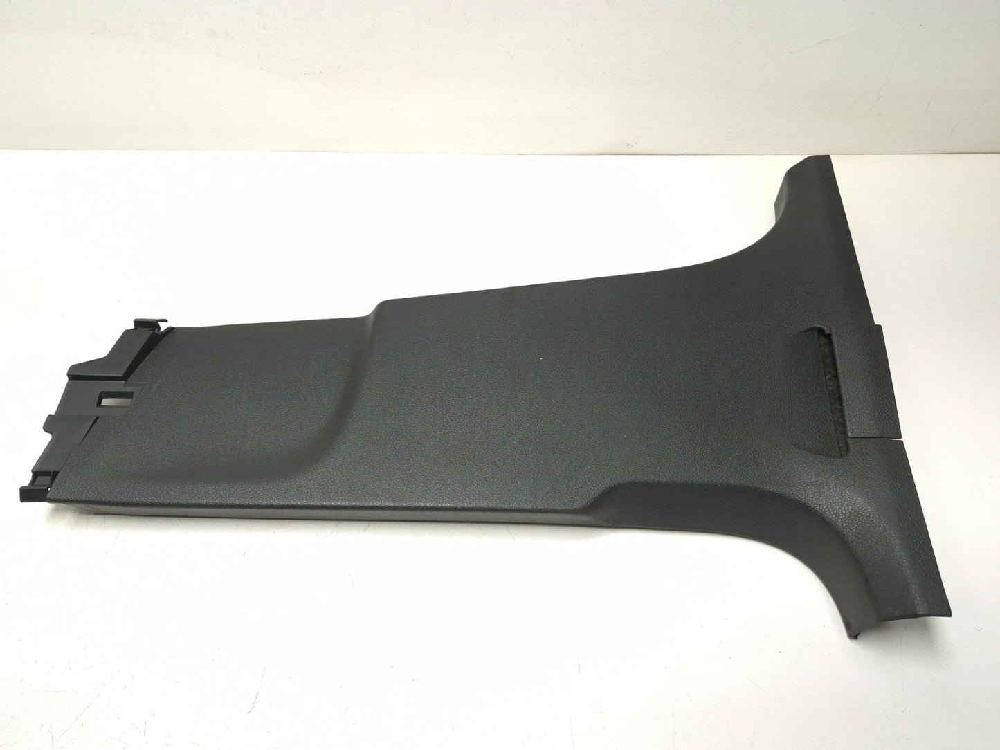 2011 Volkswagen Tiguan B C Pillar Cover Trim Panel Left & Right 6 Pcs OEM