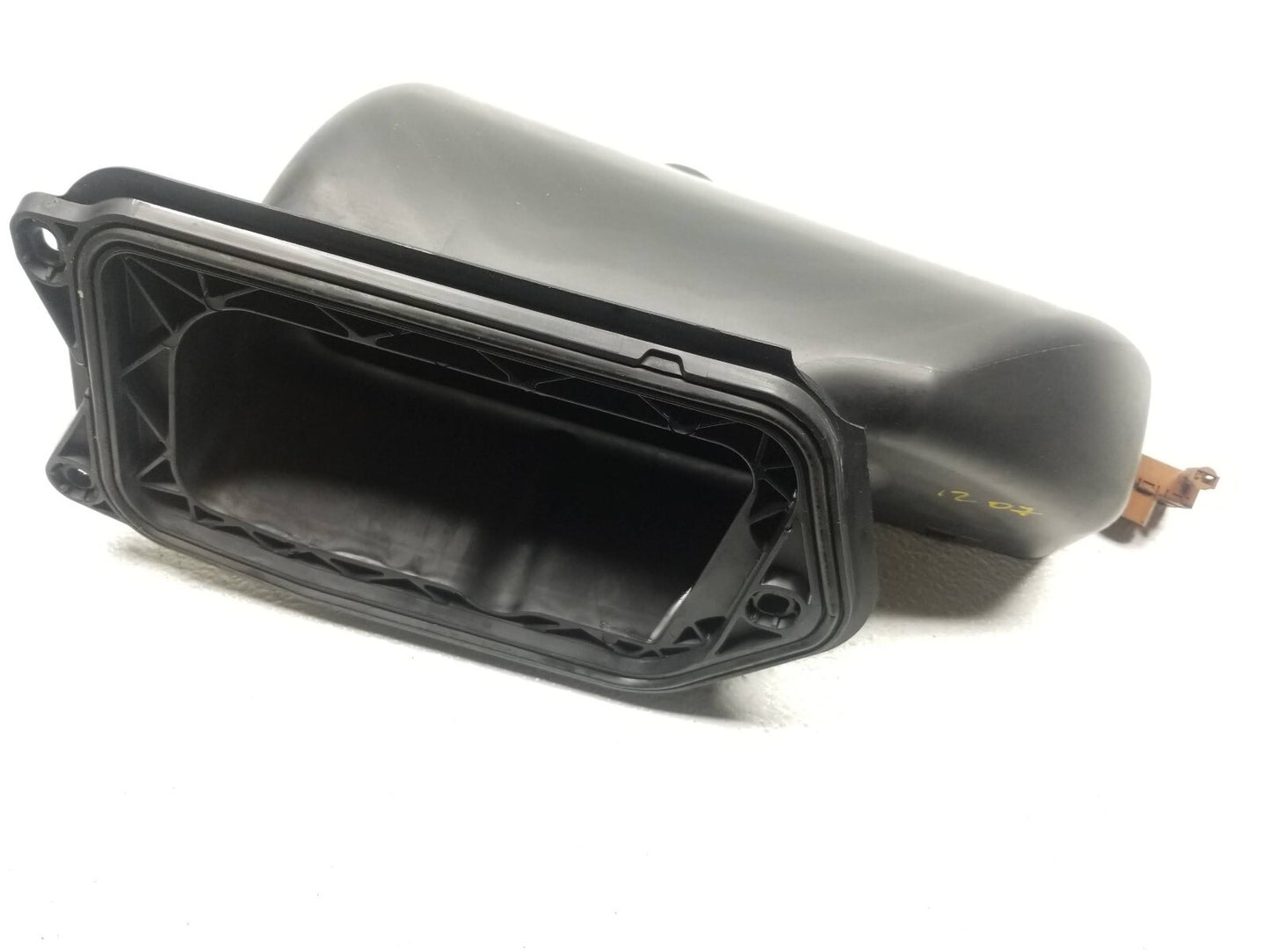 12 13 14 15 16 17 Audi A7 Cabin Air Intake Duct Filter Housing OEM