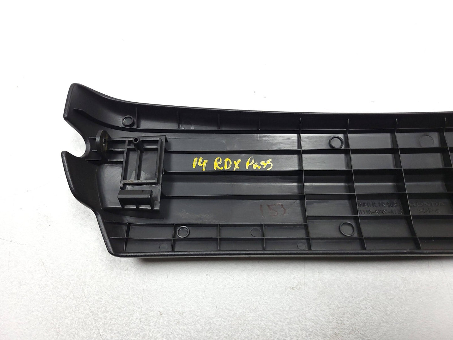 2013 - 2015 Acura Rdx Seat Side Trim Front Passenger Side Right OEM