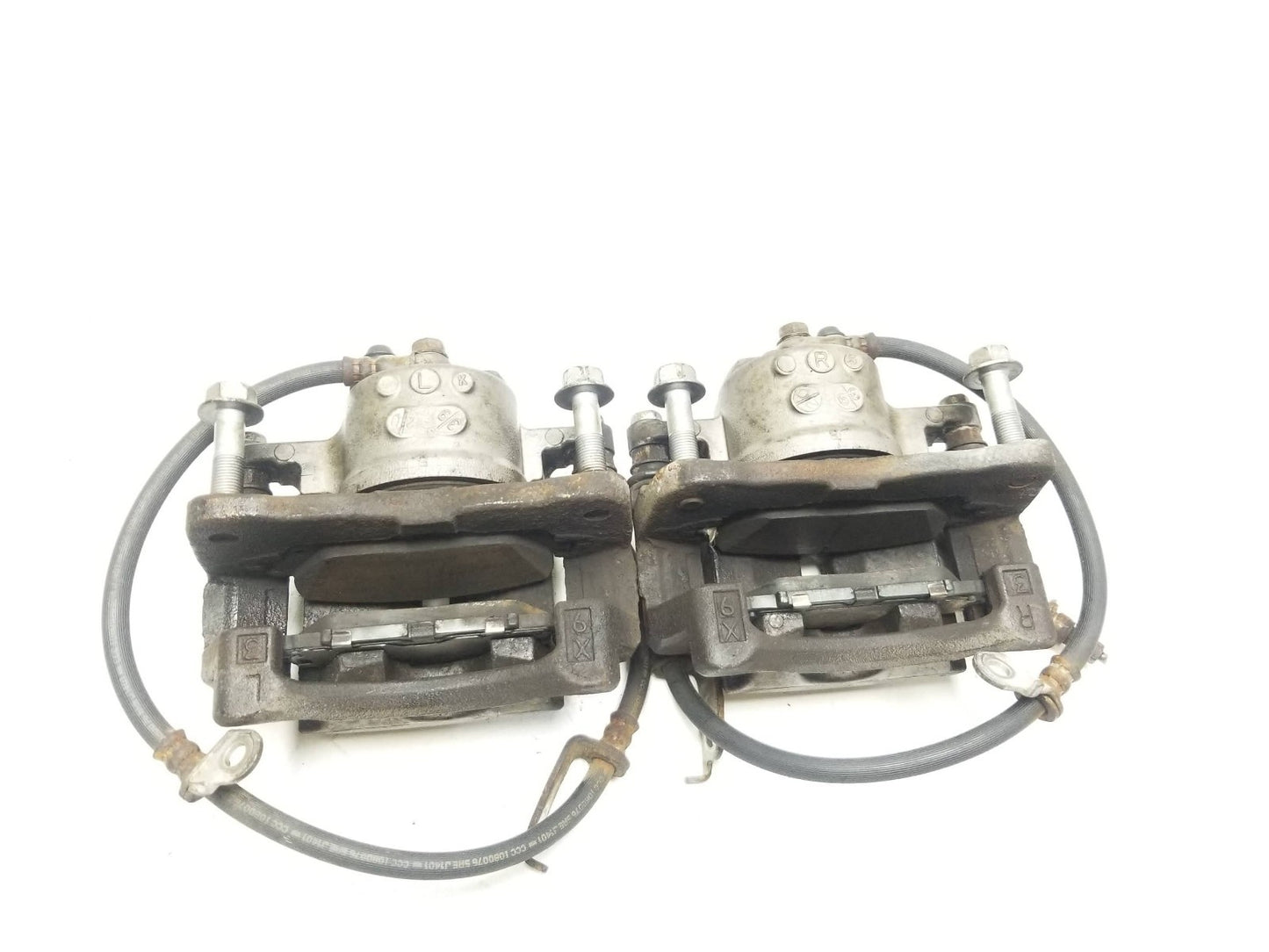11-17 Lexus CT200h Front Brake Caliper Left & Right Pair Oem✅
