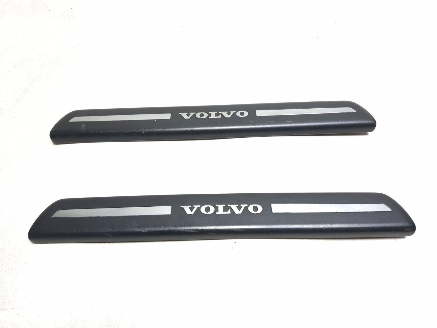 2007 Volvo S40 Front Door Sill Plate Trim Left & Right OEM