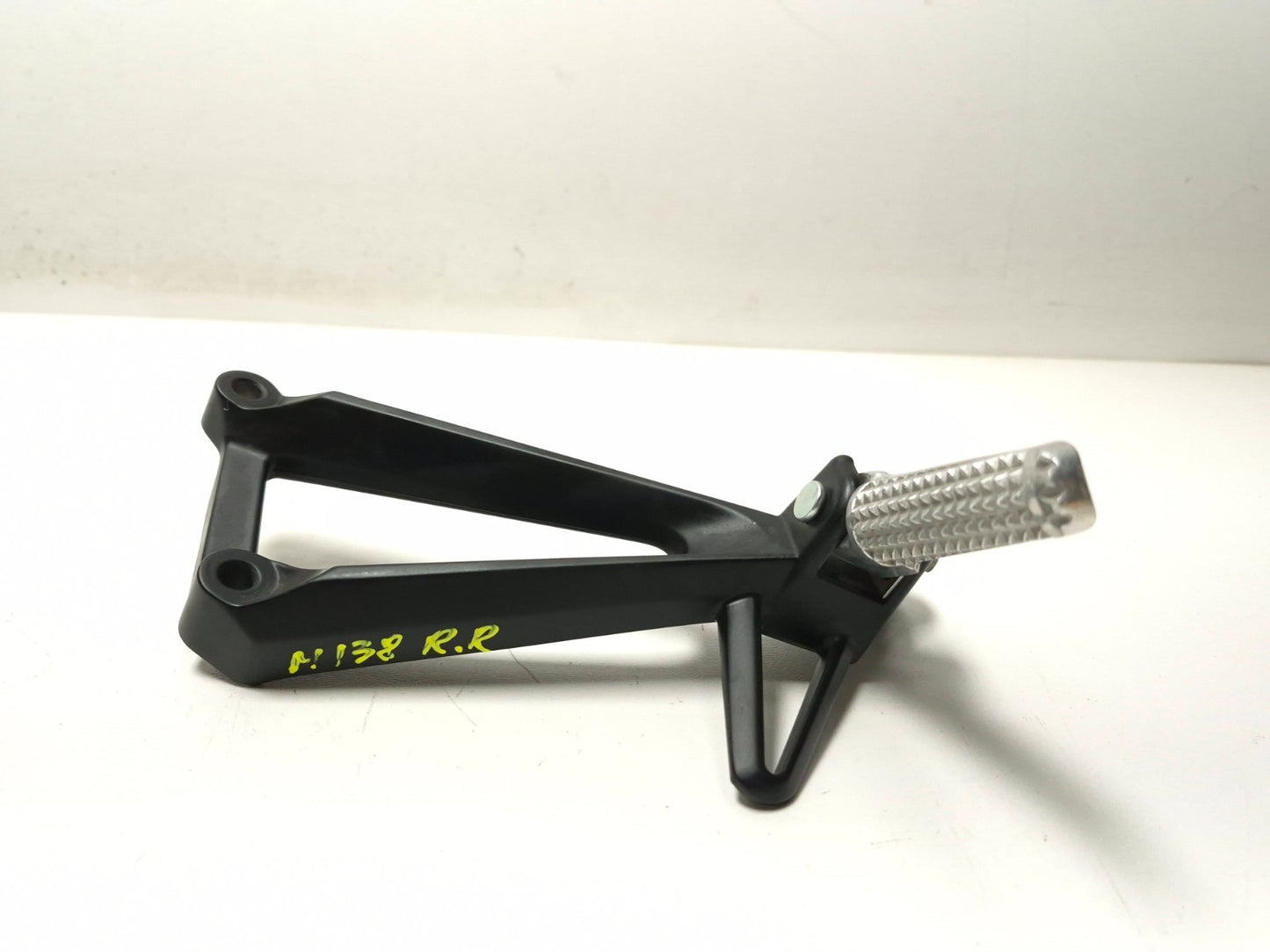 2025 Yamaha R3 Yfz320 Rear Footrest Left & Right Pair OEM