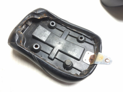 2004 Suzuki Intruder Vl800 Boulevard C50 Seat Front & Rear OEM