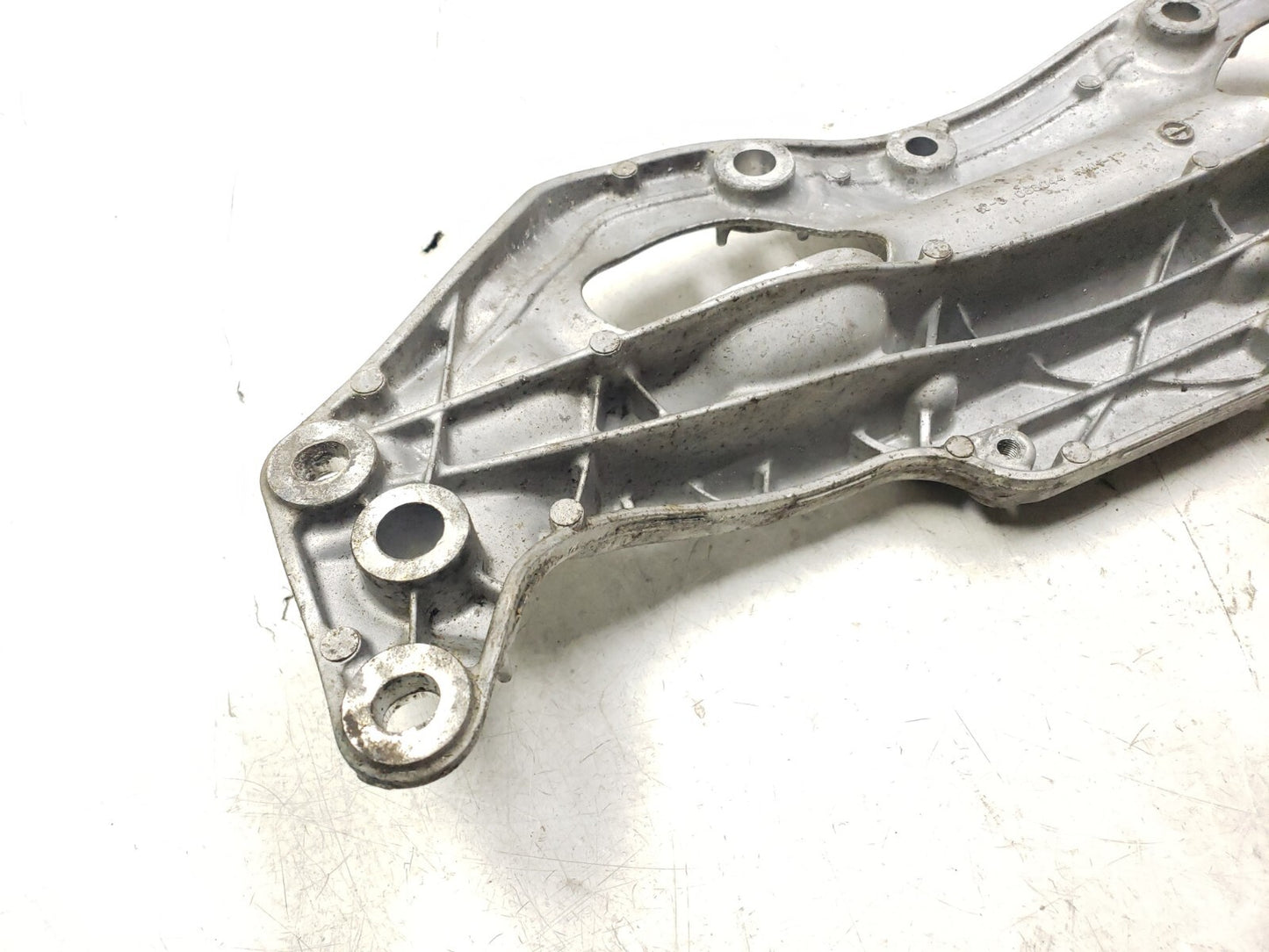 2010 Acura Tsx 2.4l Rear Lower Engine Mount Base OEM