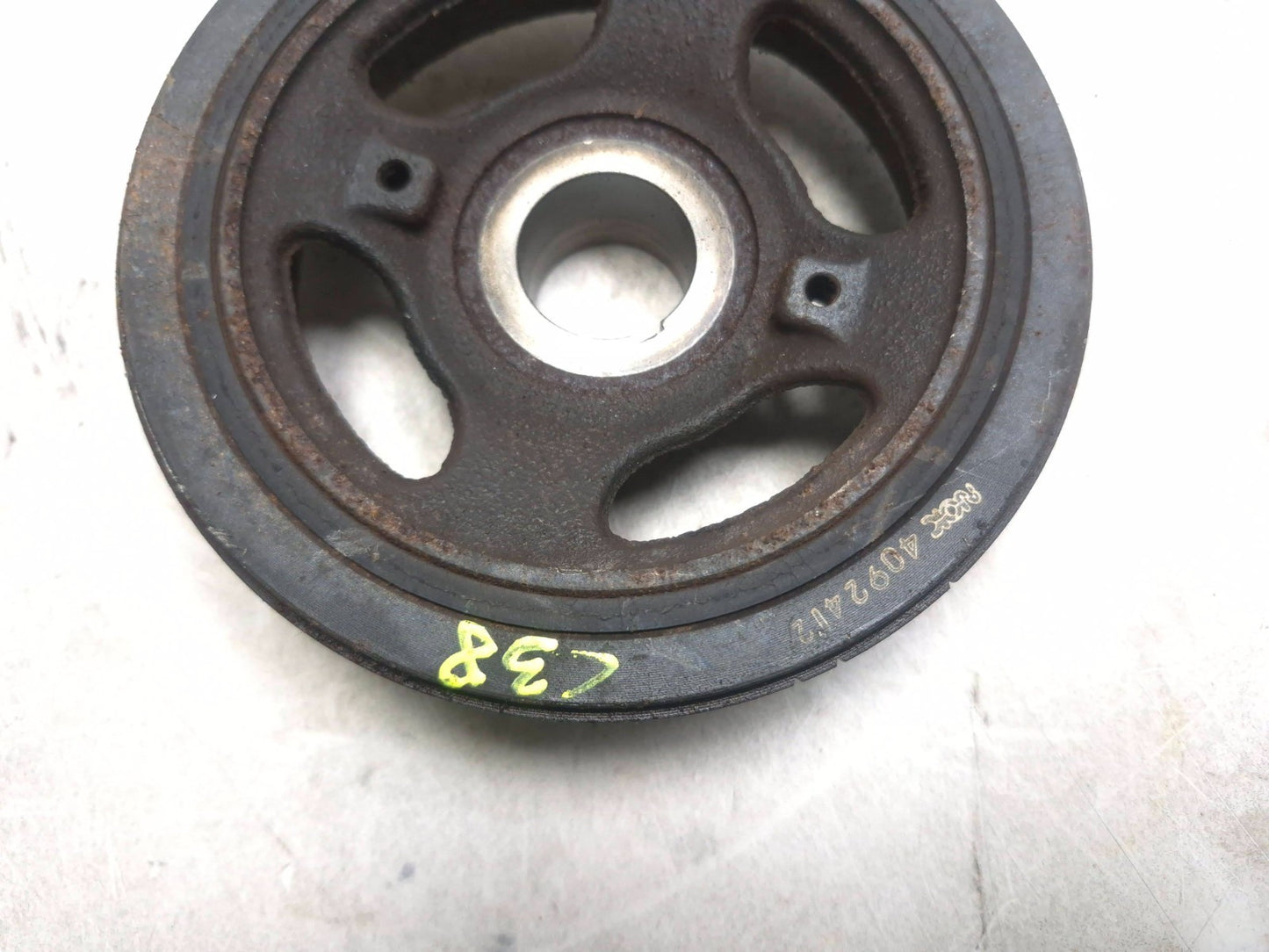2015 Nissan Juke Crankshaft Pulley Harmonic Balancer 12303-1kc0a OEM