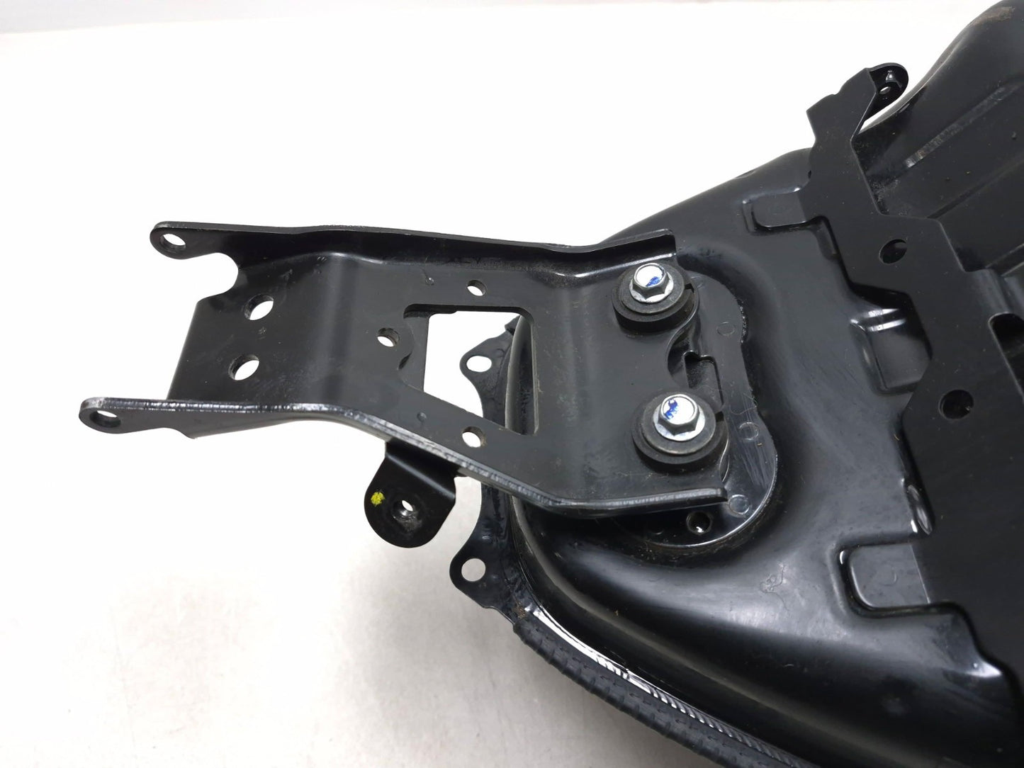 2015 Yamaha Yzfr3 Yzf-r3 Fuel Tank * No Key* OEM