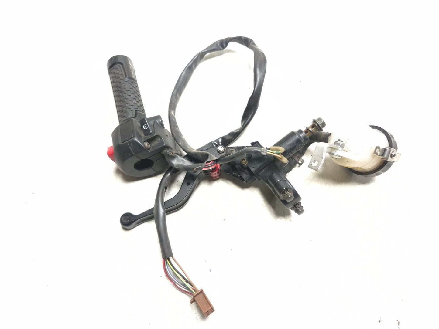 2002 Yamaha Yzf-r6 Front Brake Master Cylinder & Switch Grip Assy OEM