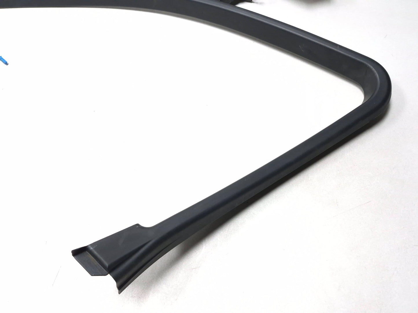 2007 BMW 530i E60 Front Door Window Frame Surround Tweeter Trim Left & Right OEM