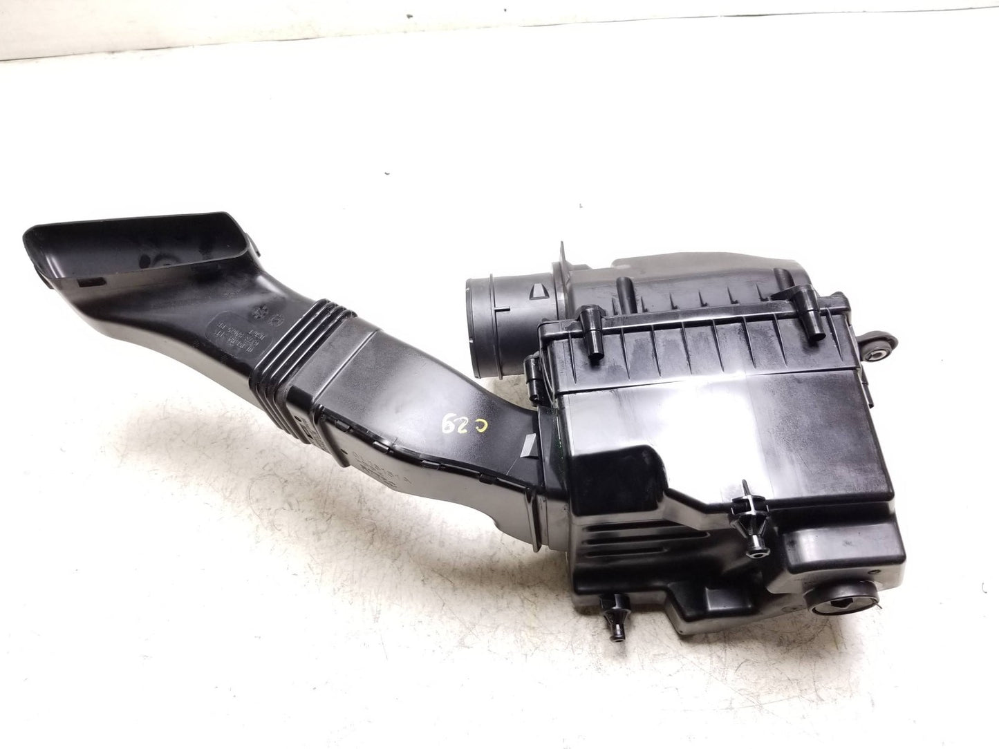 2017 Jaguar Xe Air Filter Box Housing Gx73-9600-db