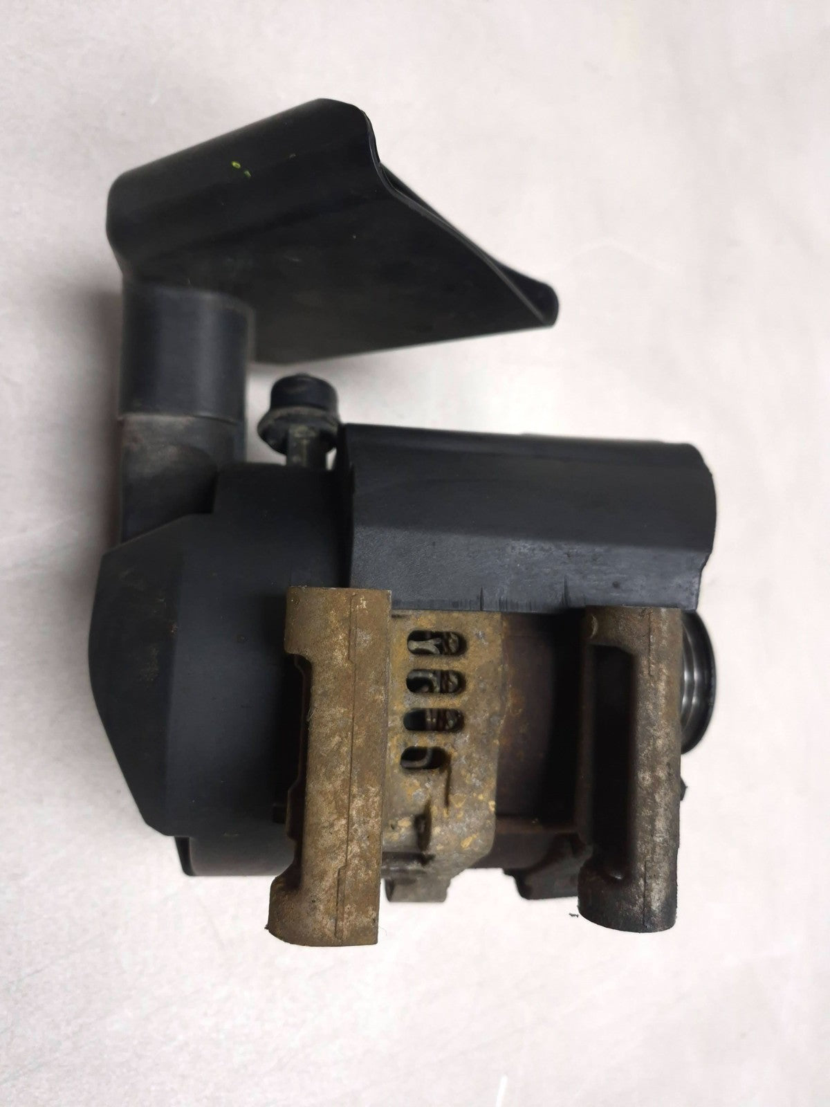 2013 Ford Transit Connect Alternator OEM
