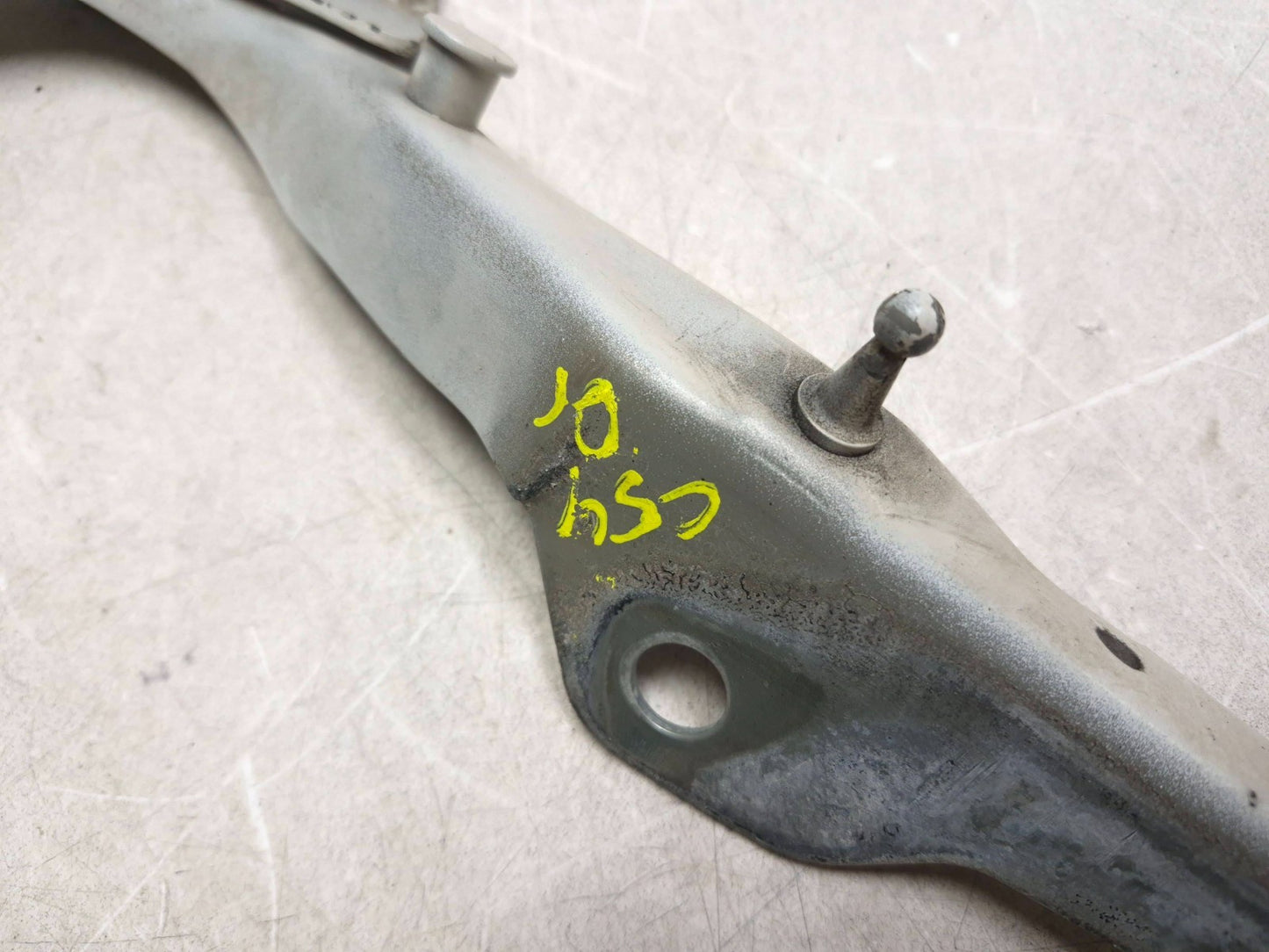 2008 Lincoln Navigator Hood Hinge Left & Right OEM